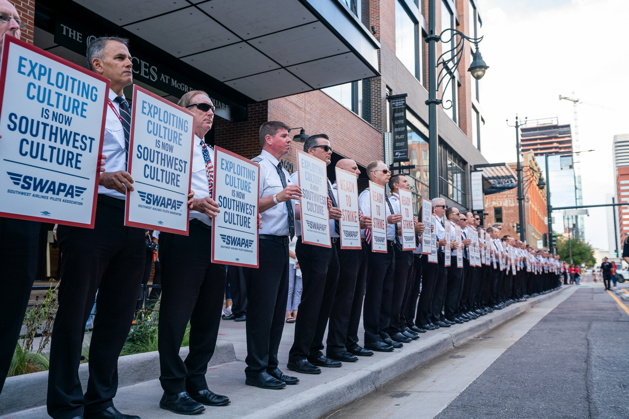 SWAPA in the News Pilots Picket Outside Southwest Spirit Party